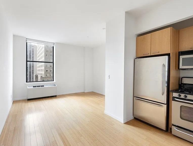 90 West St #5A - Photo 7 of 10