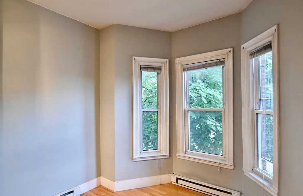 96 Pleasant St #2 - Photo 7 of 13