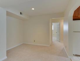 103 Skyhill Rd #6 - Photo 1 of 1
