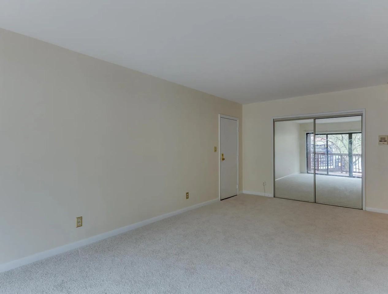 103 Skyhill Rd #6 - Photo 5 of 15