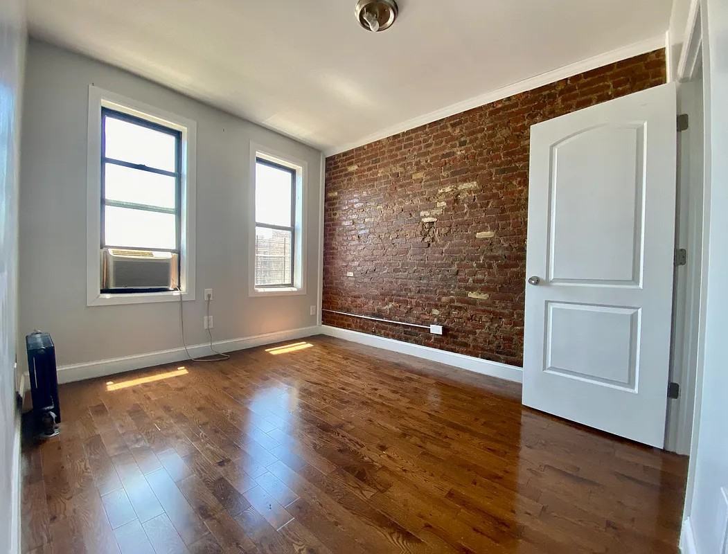 117 Post Ave #3F - Photo 2 of 9