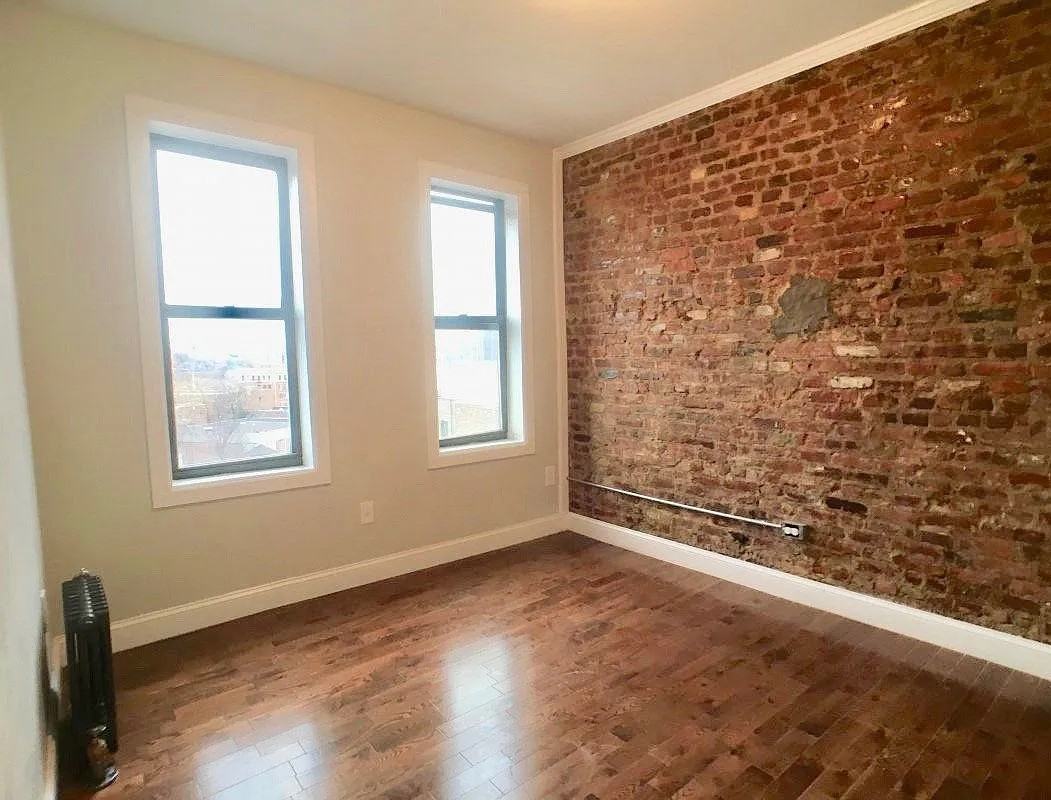 117 Post Ave #3F - Photo 4 of 9