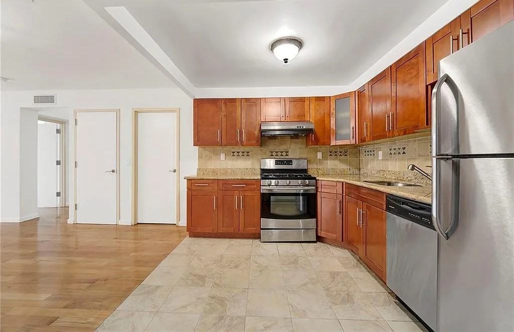 14075 Ash Ave #5B - Photo 2 of 15