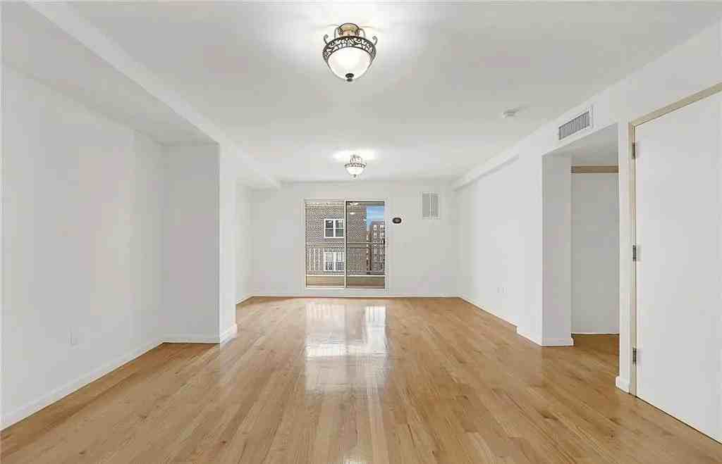 14075 Ash Ave #5B - Photo 6 of 15