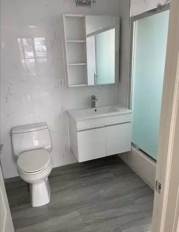 14425 Sanford Ave #7K - Photo 4 of 6