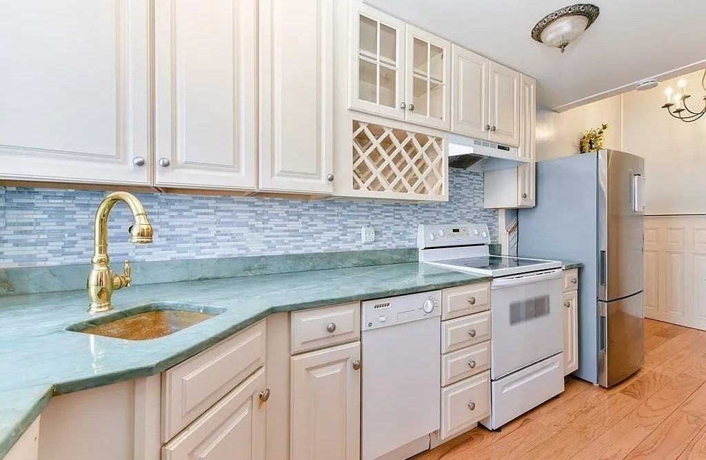 261 Marlborough St #4 - Photo 5 of 21