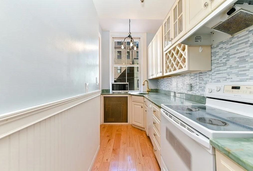 261 Marlborough St #4 - Photo 6 of 21