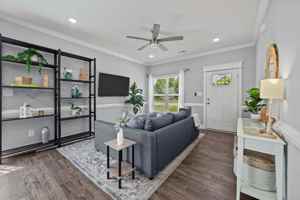 featured image of 506 Watauga Ave