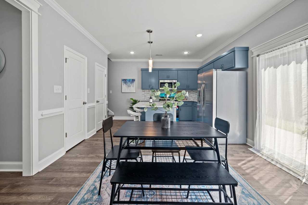 506 Watauga Ave - Photo 2 of 10