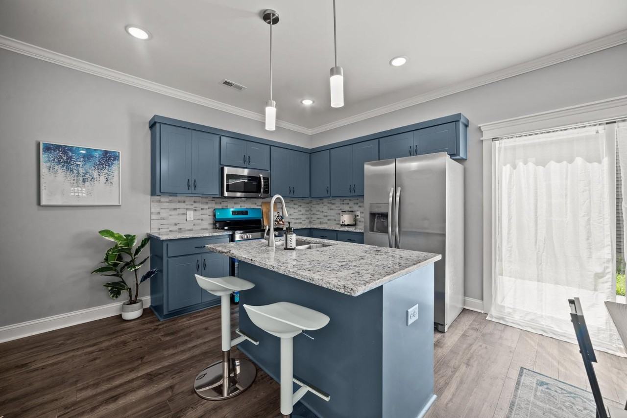 506 Watauga Ave - Photo 5 of 10