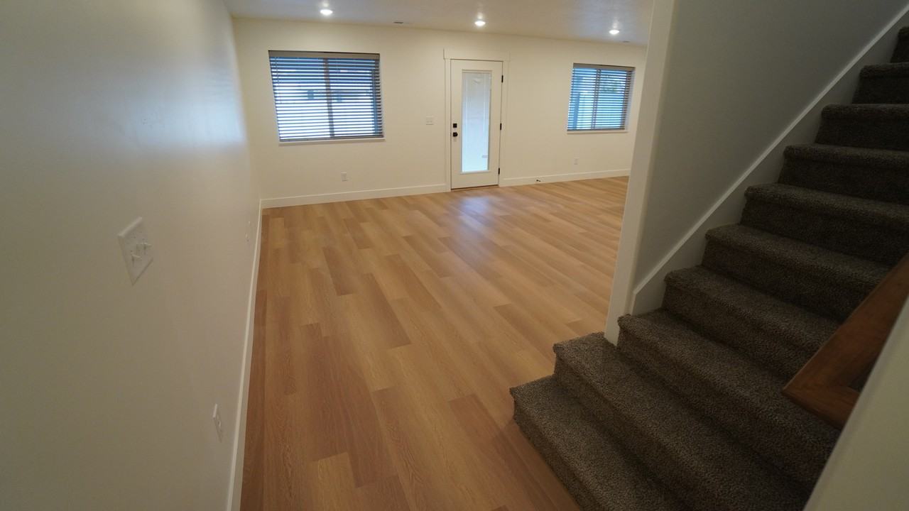 346 N Liberty Cove Dr - Photo 6 of 32