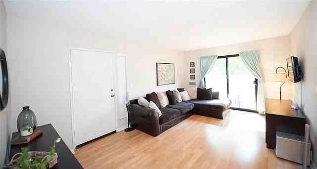 27925 Tyler Ln #3A - Photo 3 of 5