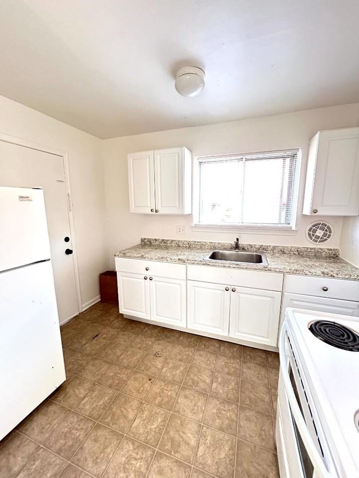 Silverstone Properties LLC - Photo 3 of 10