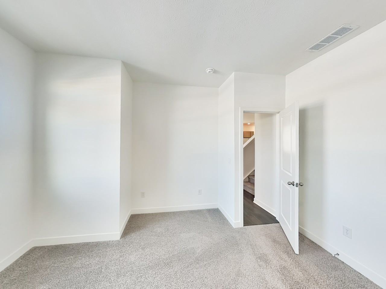 6199 Rhinecliff Dr - Photo 7 of 19