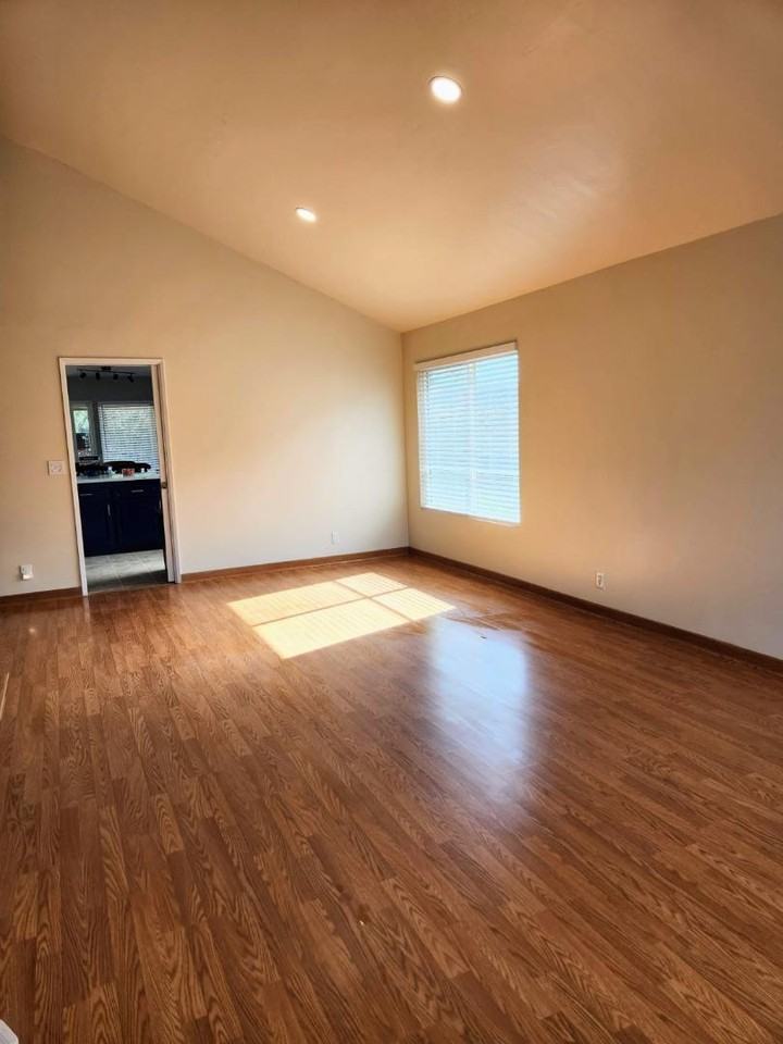 1897 Cabrena St - Photo 4 of 11