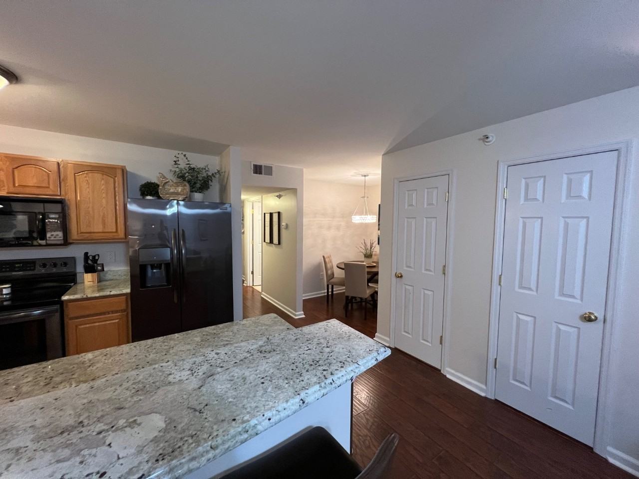 717 Tower Grove Dr - Photo 7 of 11