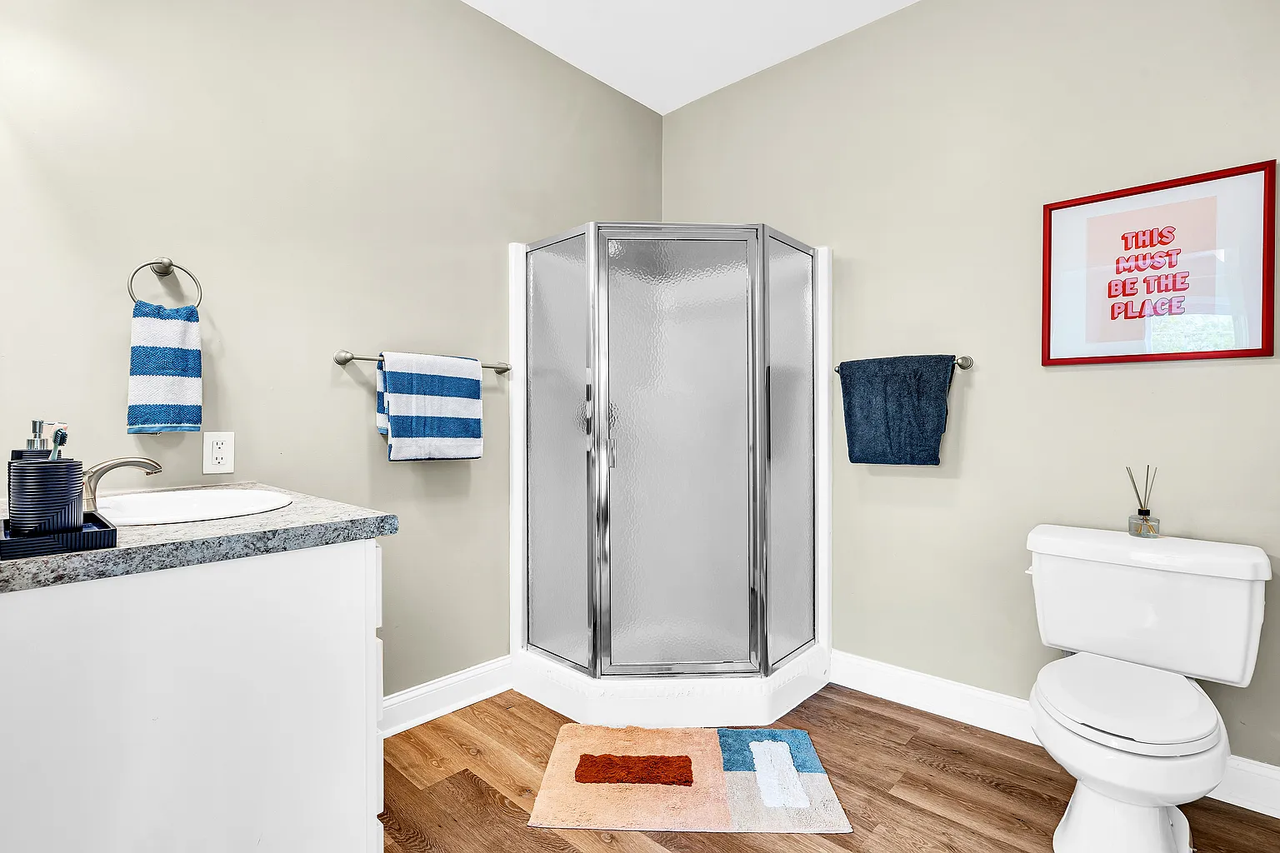 4 Liberty Ln - Photo 3 of 13