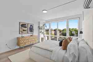 featured image of 95 S Broadway