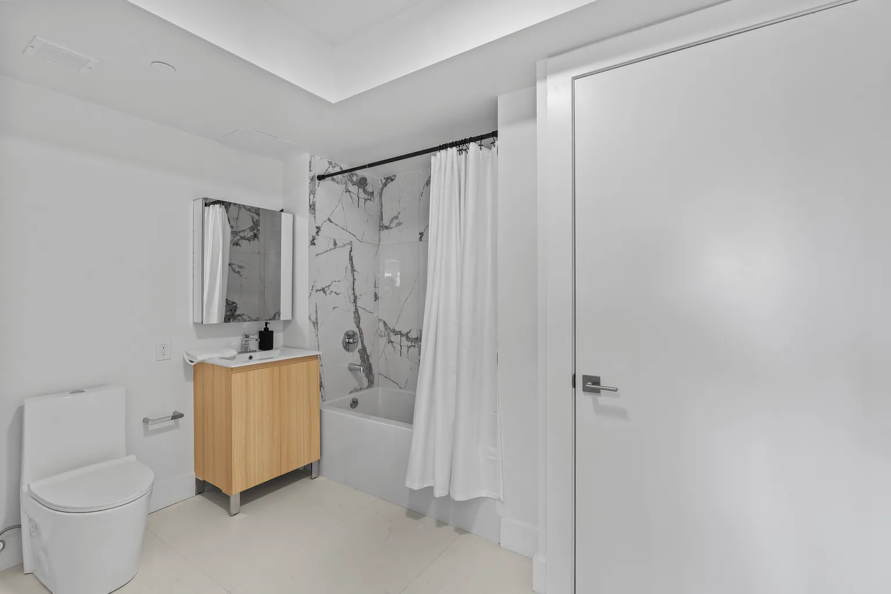 95 S Broadway - Photo 2 of 13