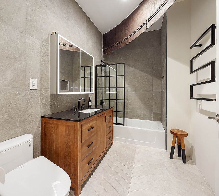 37 Bridge St #3G - Photo 6 of 10