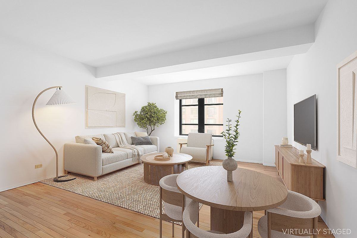43 W 61st St #16K - Photo 5 of 5