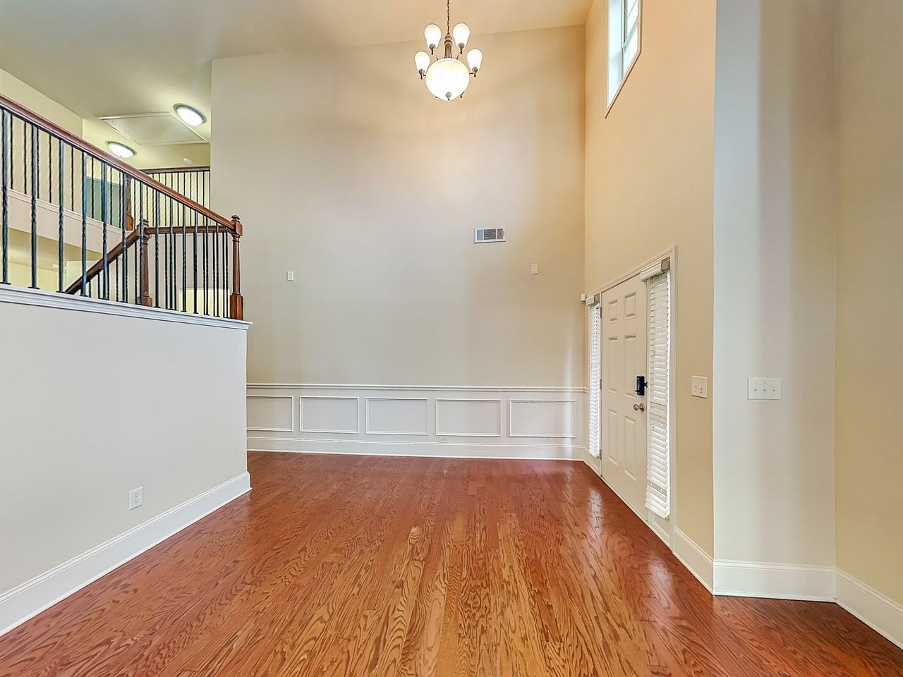 5301 Cedar Mill Dr - Photo 3 of 22