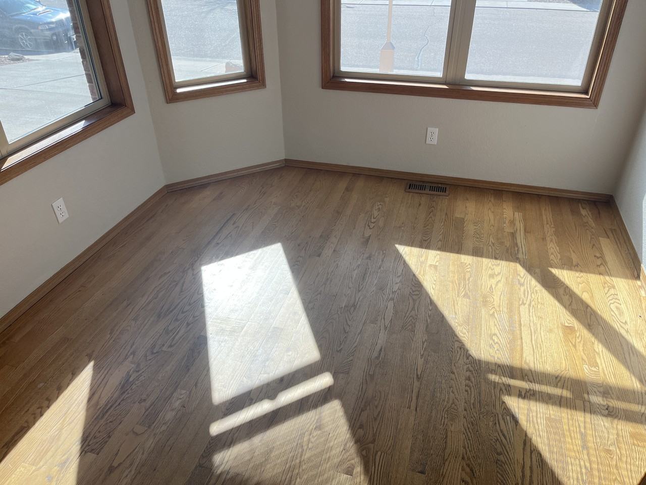 736 Wade Rd - Photo 7 of 28