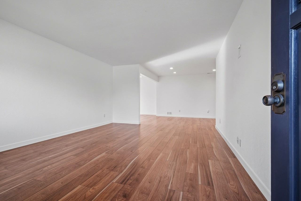 601 Cedar Dr - Photo 5 of 39