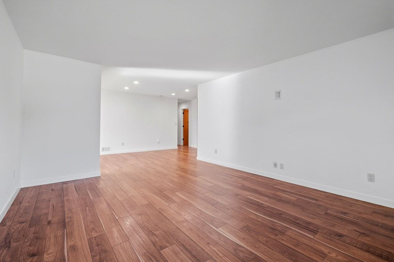 601 Cedar Dr - Photo 6 of 39