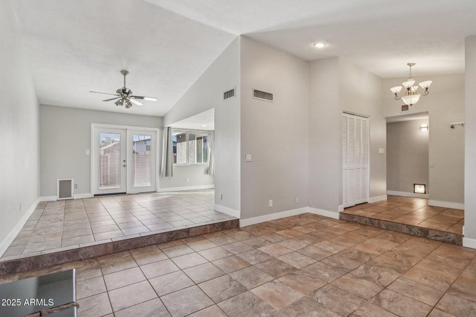 2148 W Inlet Loop - Photo 4 of 25