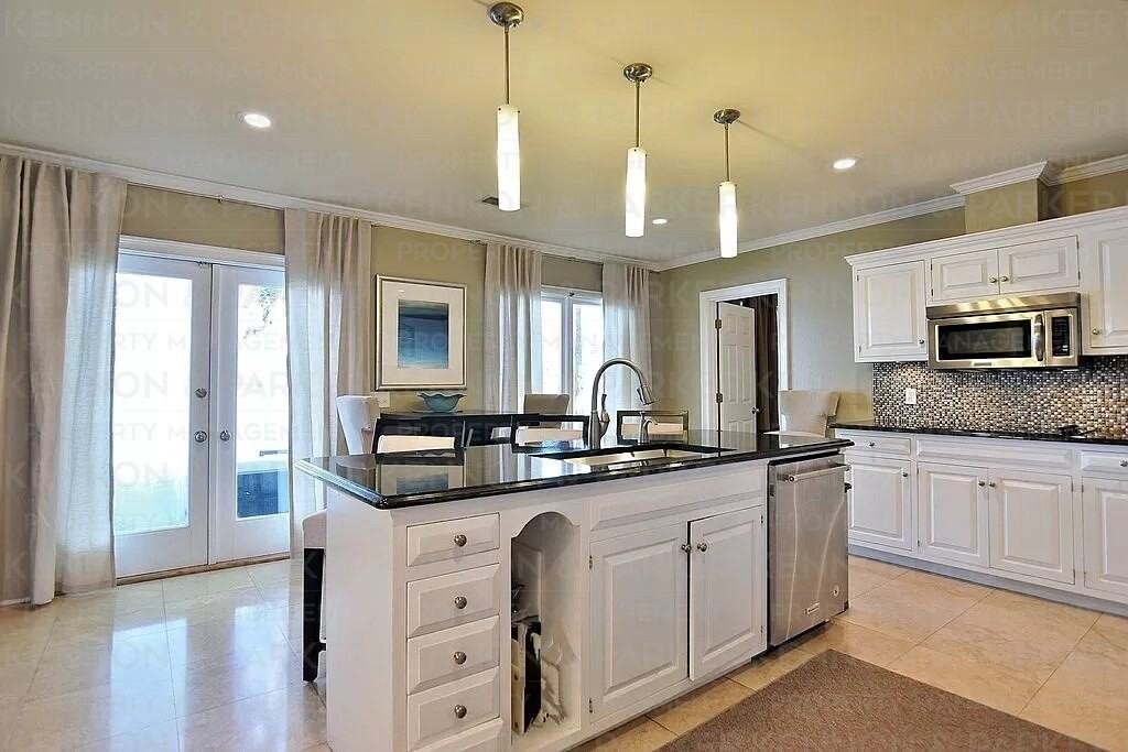 1057 Standing Boy Ct - Photo 7 of 30