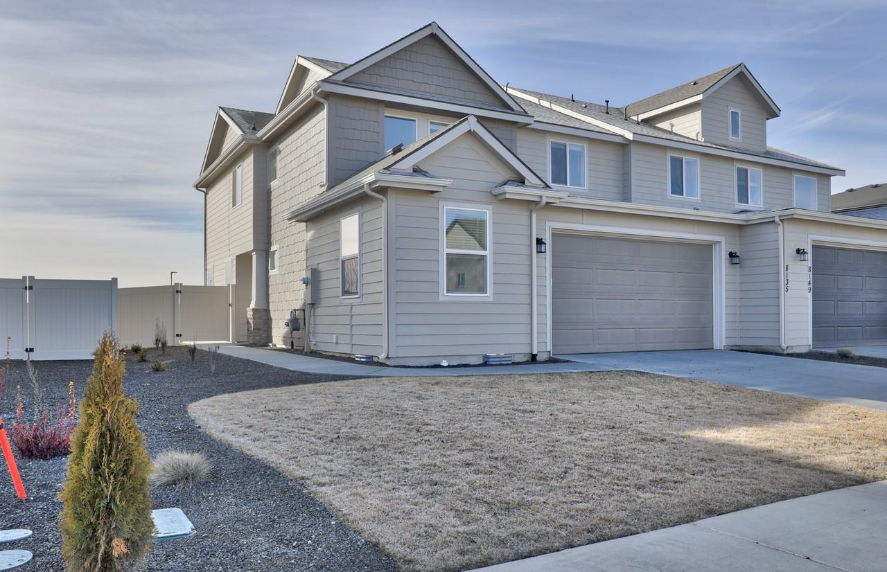 8135 W Grey Alder Dr - Photo 2 of 23