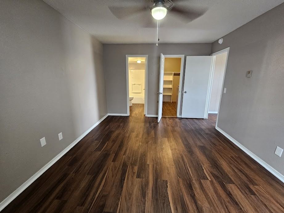 6307 Nw 10Th St - Photo 3 of 5