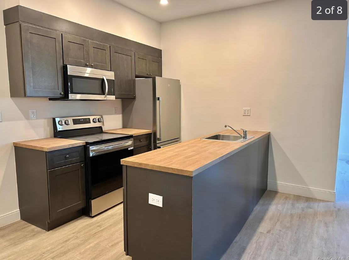 246 Grove Ave - Photo 2 of 6