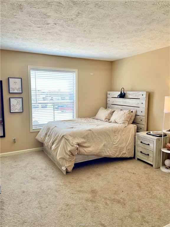 904 University Oaks Blvd #14 - Photo 4 of 9