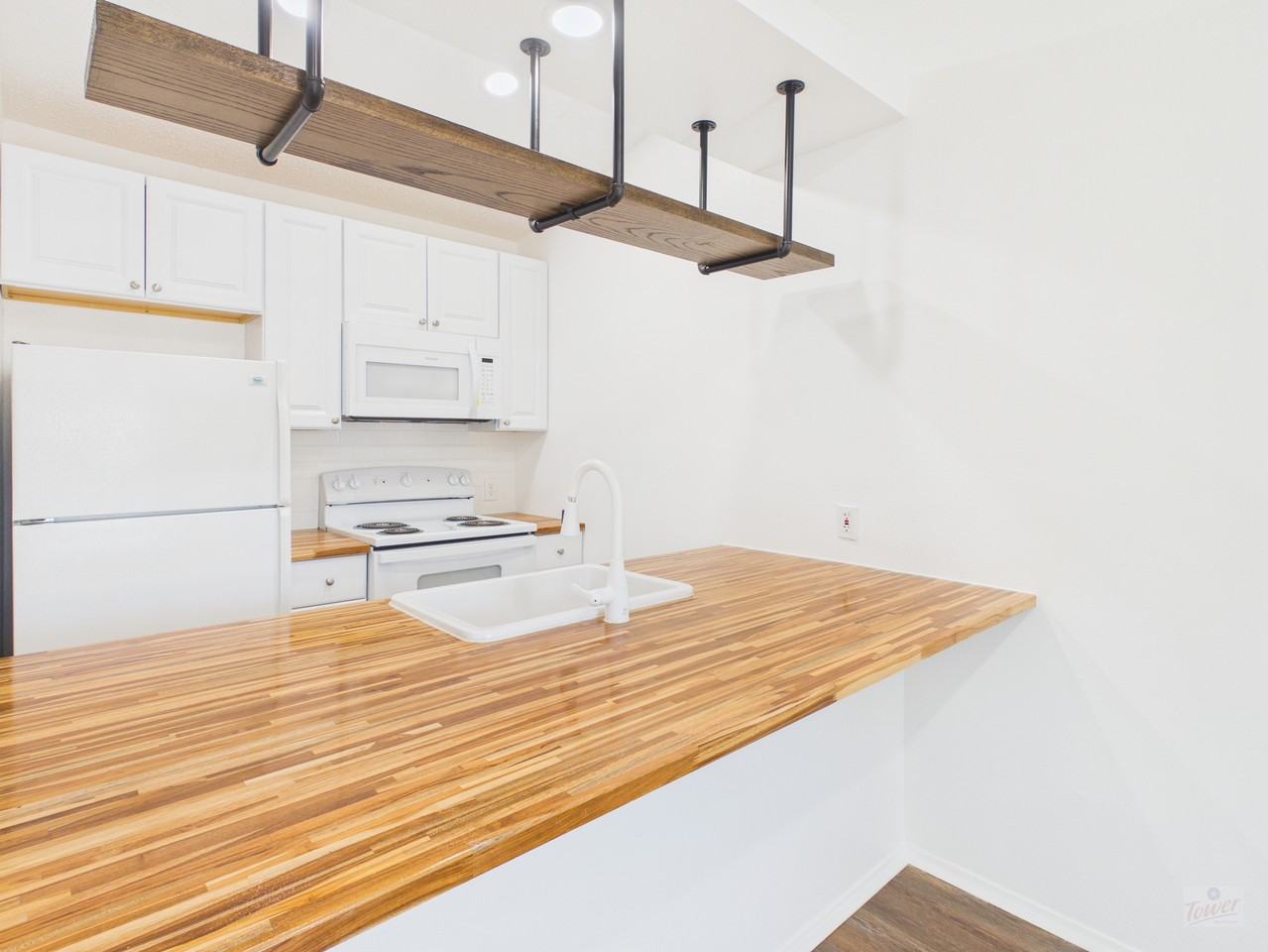 1303 Hollow Creek Dr #3 - Photo 5 of 13