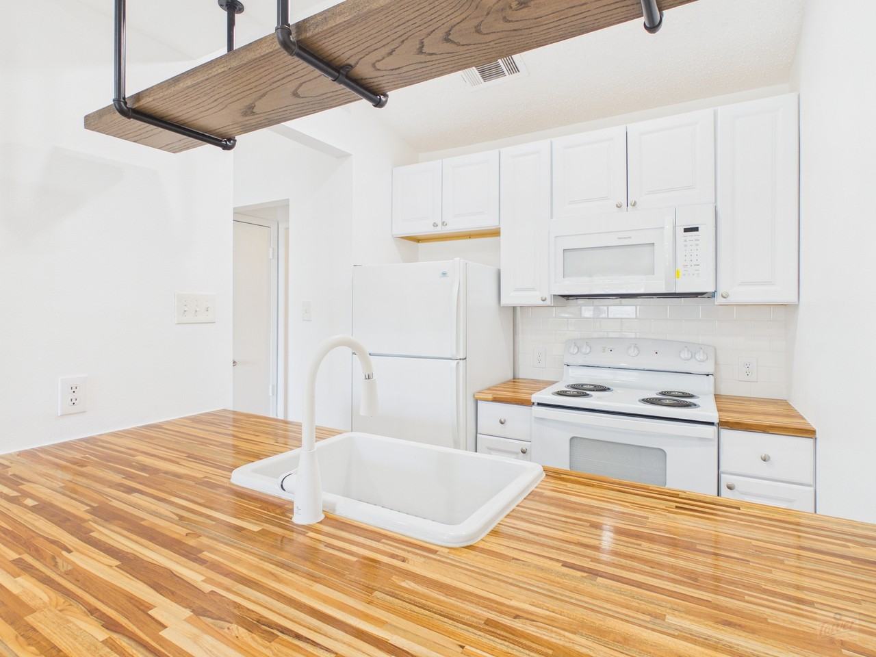 1303 Hollow Creek Dr #3 - Photo 6 of 13