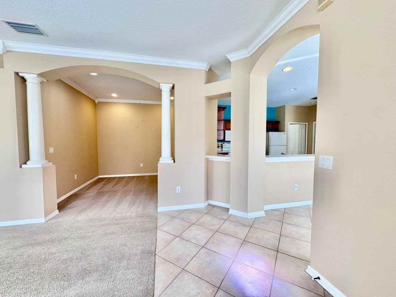 3423 Chapel Creek Cir - Photo 6 of 39