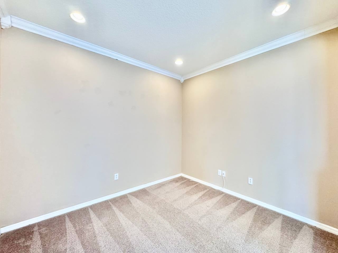 3423 Chapel Creek Cir - Photo 7 of 39