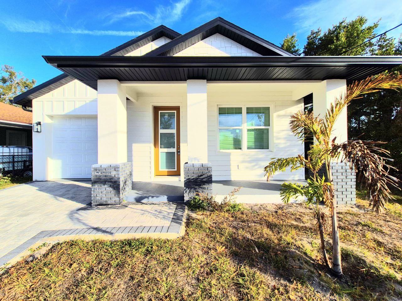 3304 E North Bay St - Photo 4 of 40