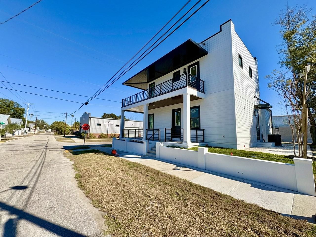 1307 N 23rd St - Photo 2 of 16