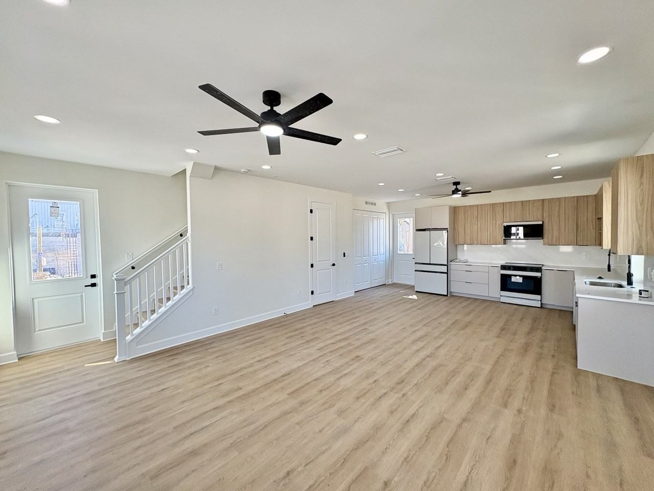 1307 N 23rd St - Photo 4 of 16