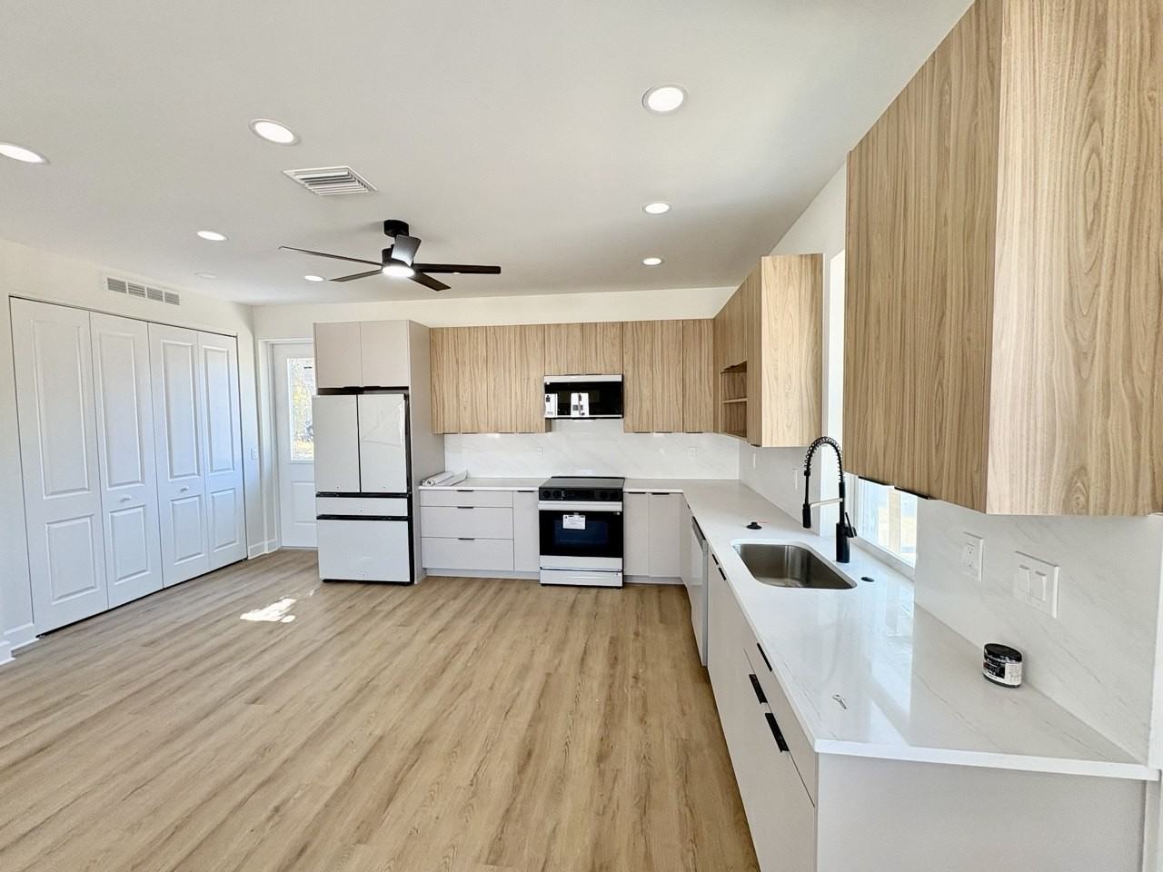 1307 N 23rd St - Photo 6 of 16