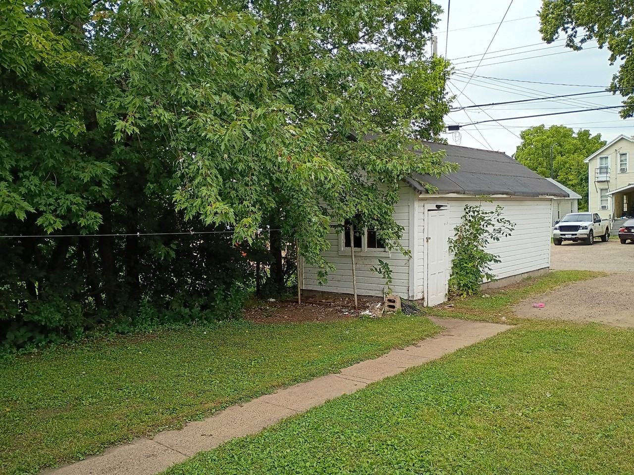 708 Menomonie St - Photo 5 of 29