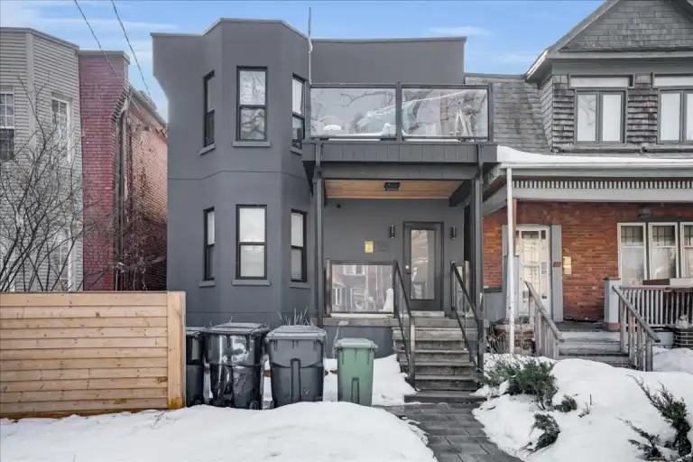 15 Thorburn Ave #204 - Photo 2 of 17