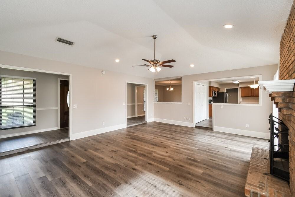 8930 Irongate Dr - Photo 5 of 16