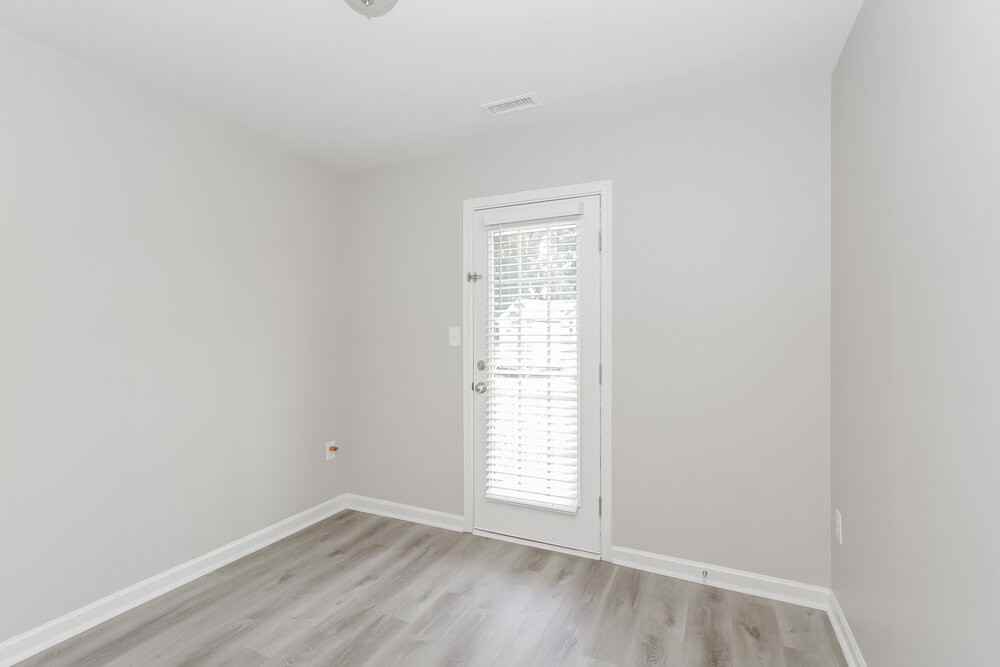 111 Lookout Point Pl - Photo 7 of 16