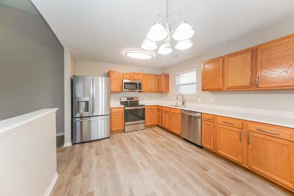 19219 Prairie Crossing Dr - Photo 7 of 16