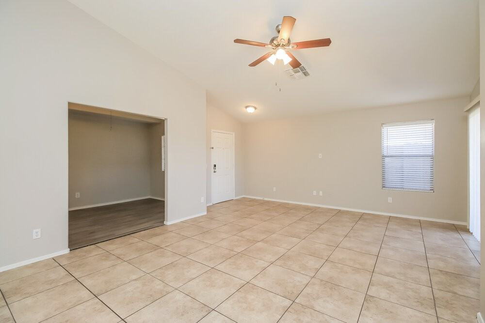 3879 S Conestoga Rd - Photo 4 of 16