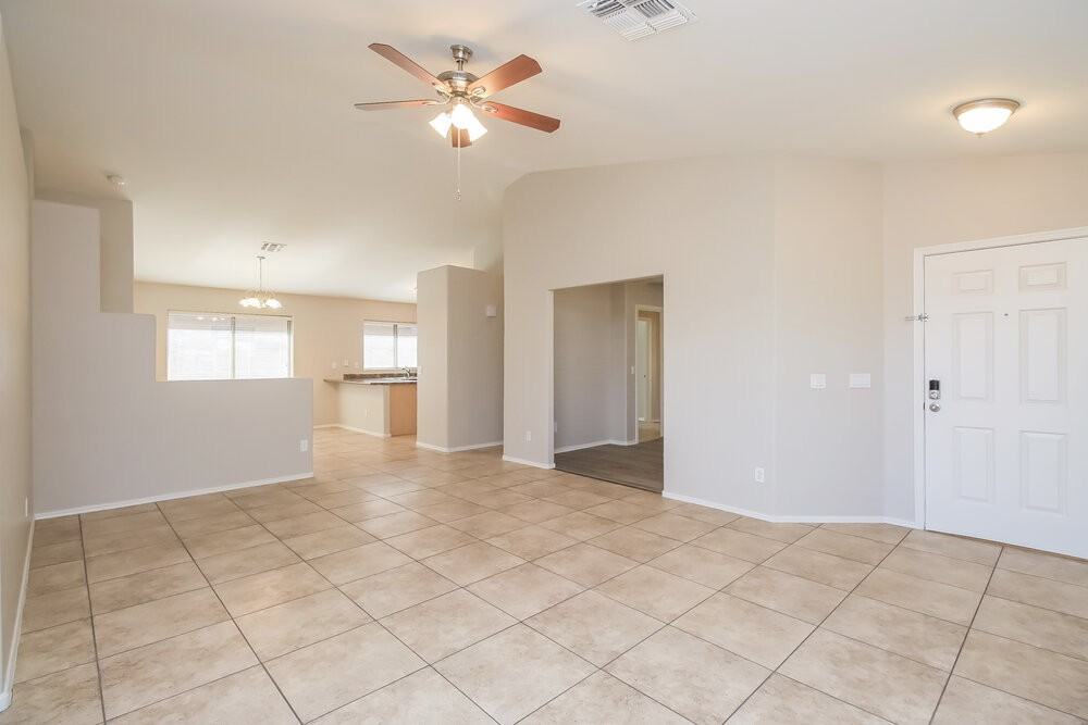 3879 S Conestoga Rd - Photo 5 of 16